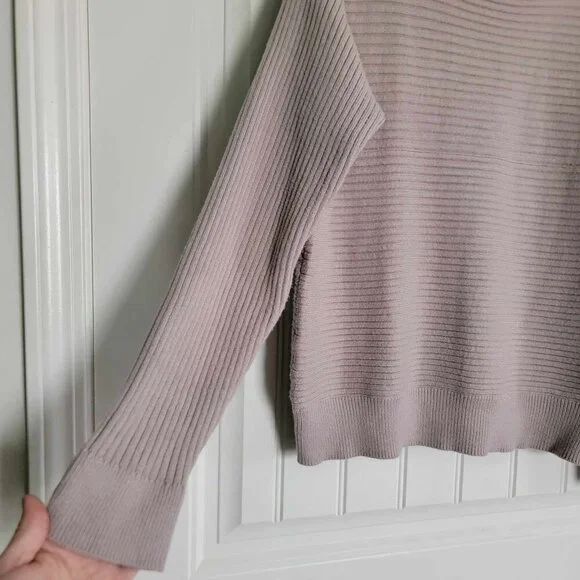 Women's Philosophy Sweater size Large - Picture 5 of 8